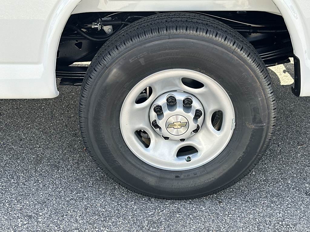 Thumbnail: 2026 Chevrolet Express - 8
