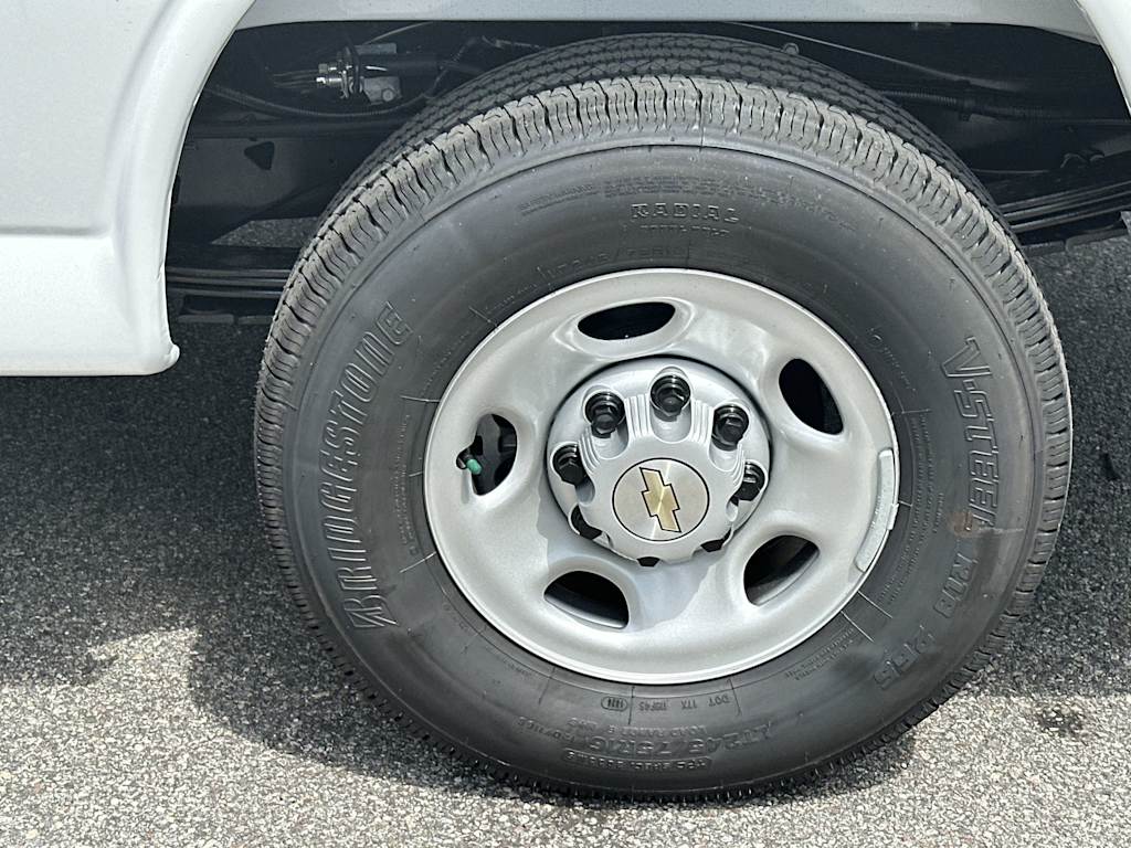 Thumbnail: 2026 Chevrolet Express - 7