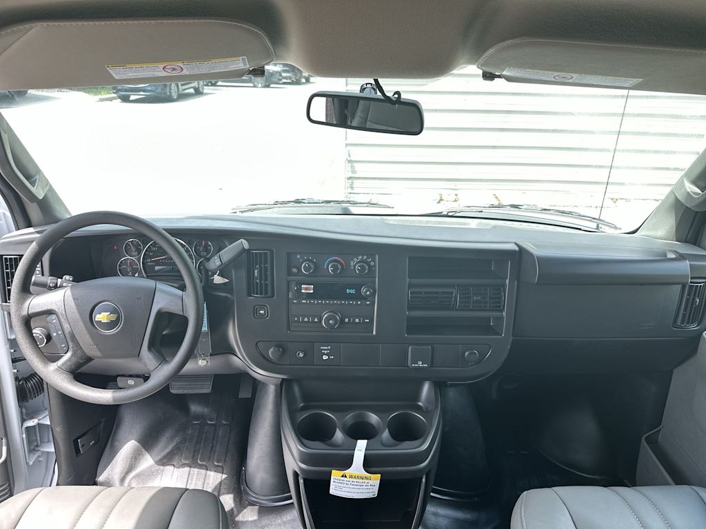 Thumbnail: 2026 Chevrolet Express - 2