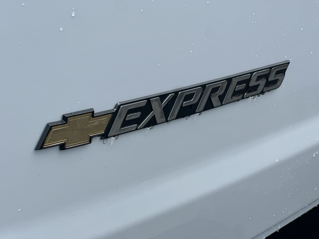 Thumbnail: 2026 Chevrolet Express - 6