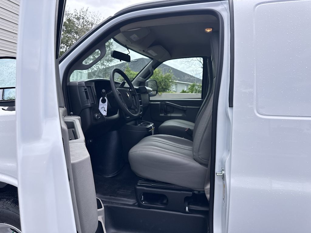 Thumbnail: 2026 Chevrolet Express - 19