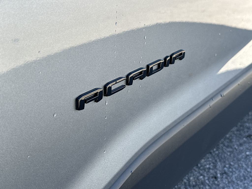 Thumbnail: 2023 GMC Acadia - 22