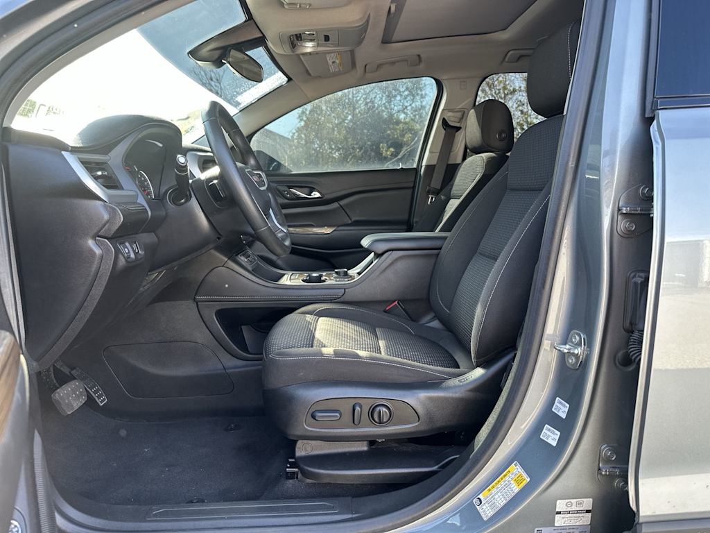 Thumbnail: 2023 GMC Acadia - 11