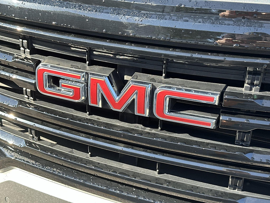 Thumbnail: 2023 GMC Acadia - 7