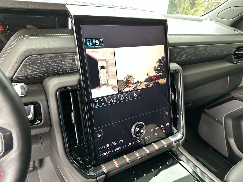 Thumbnail: 2025 GMC Yukon - 26