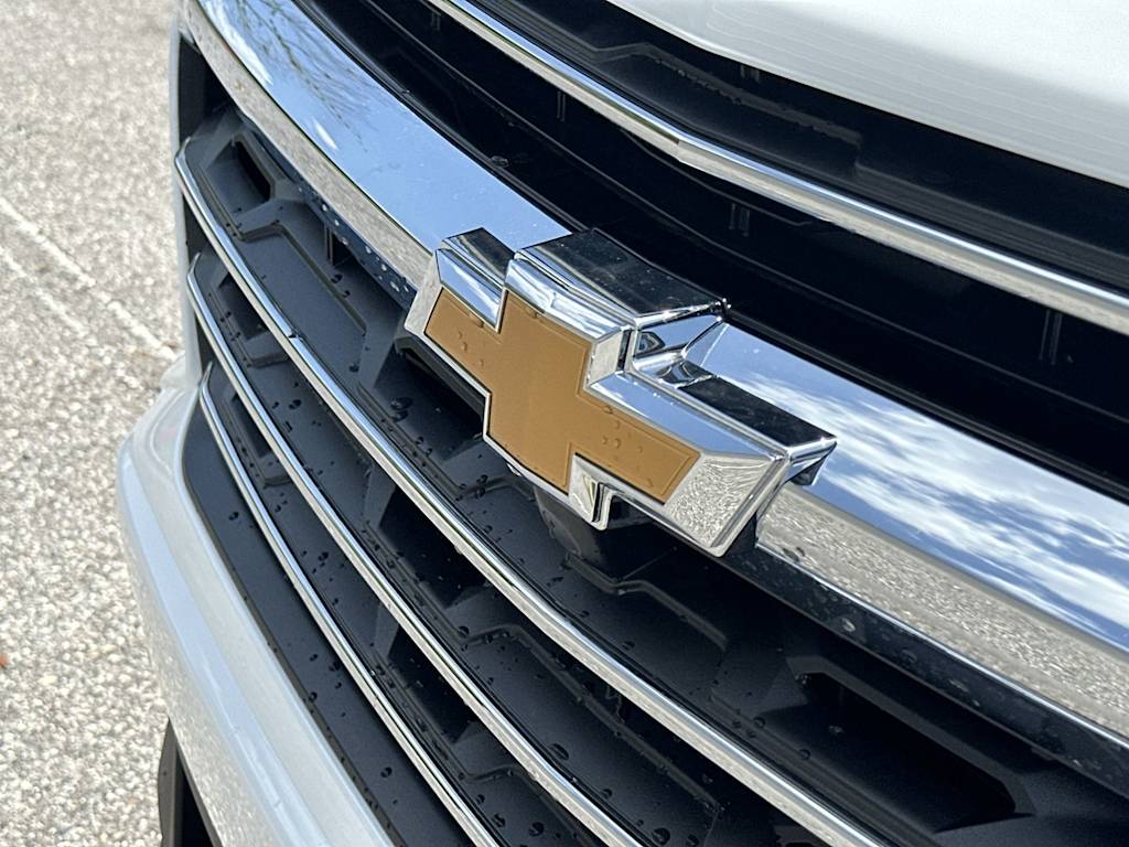 Thumbnail: 2026 Chevrolet Traverse - 6