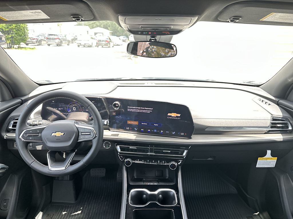 Thumbnail: 2026 Chevrolet Traverse - 2