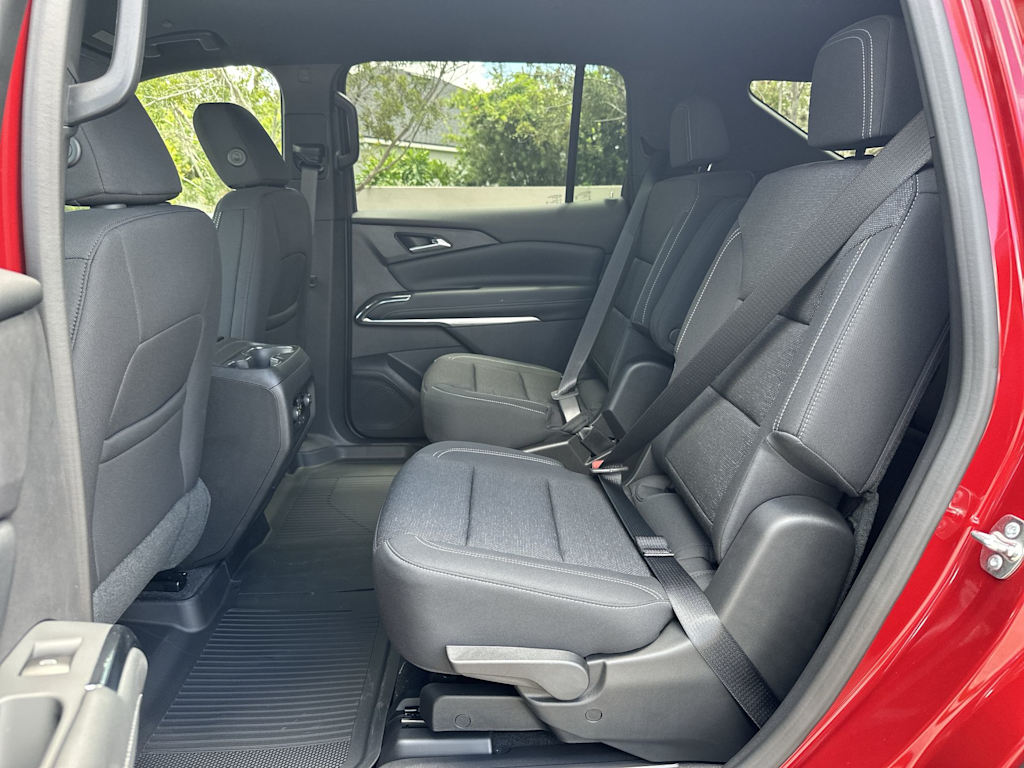 Thumbnail: 2026 Chevrolet Traverse - 23