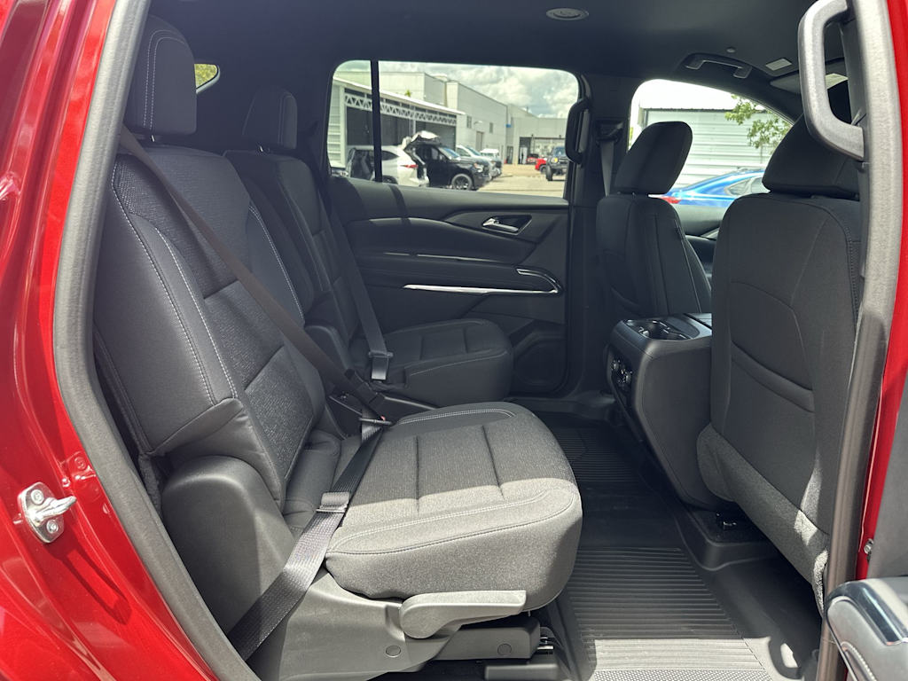 Thumbnail: 2026 Chevrolet Traverse - 24