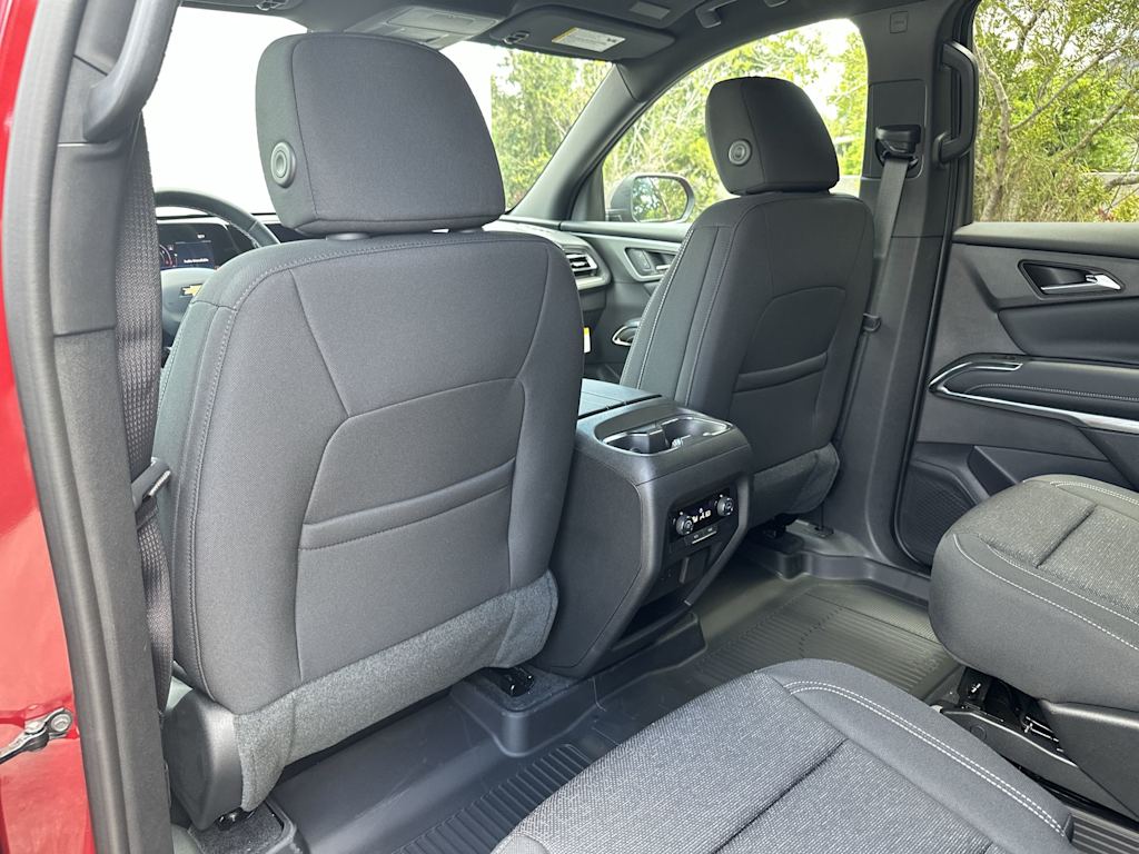 Thumbnail: 2026 Chevrolet Traverse - 13