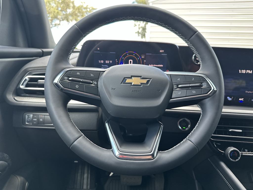 Thumbnail: 2026 Chevrolet Traverse - 10