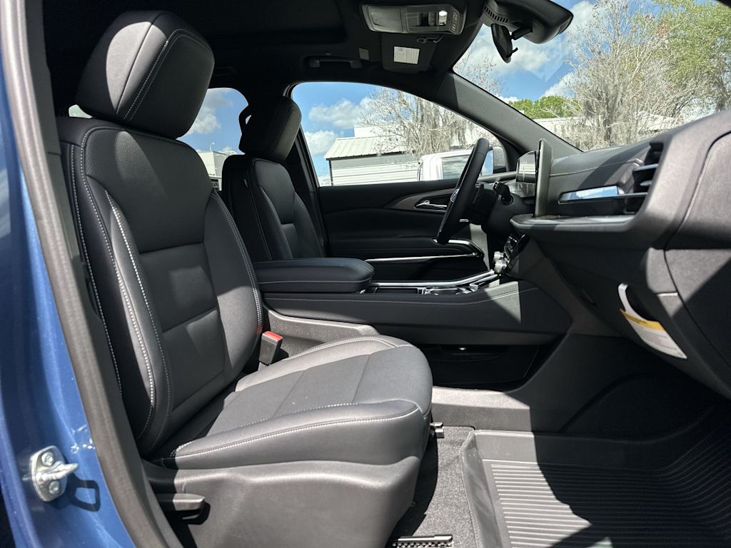 Thumbnail: 2026 Chevrolet Traverse - 24