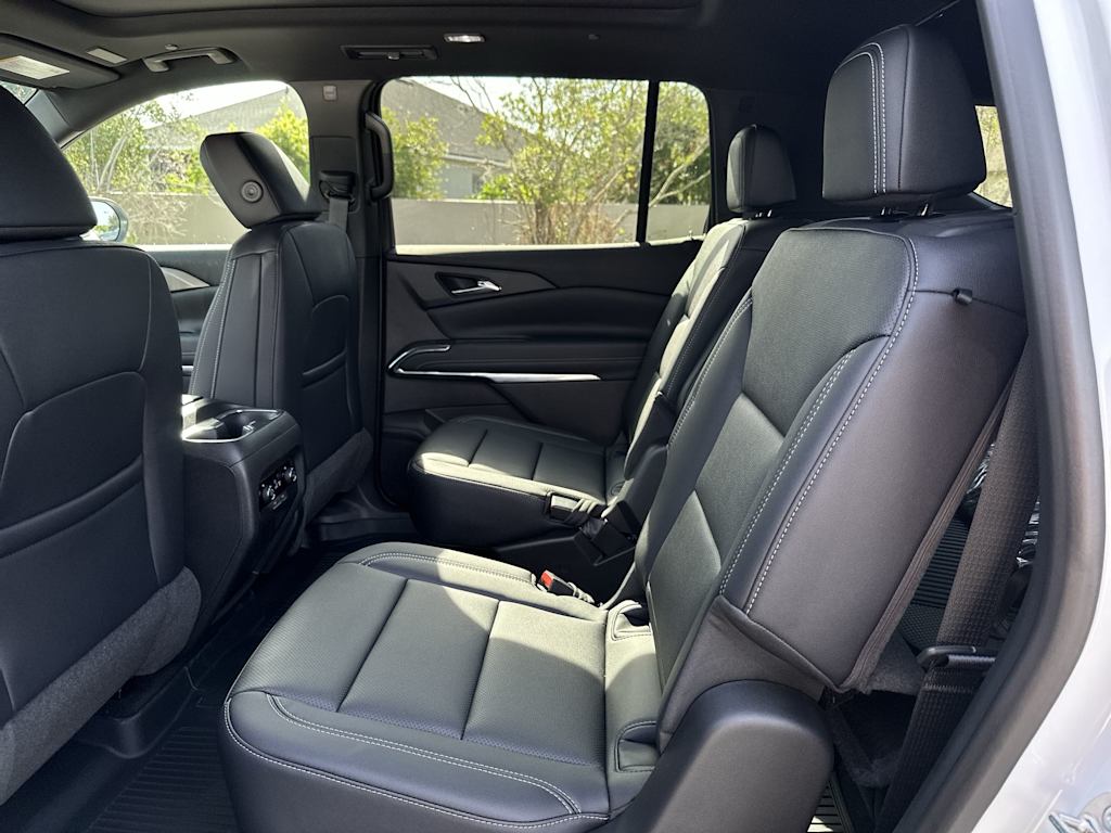 Thumbnail: 2026 Chevrolet Traverse - 24