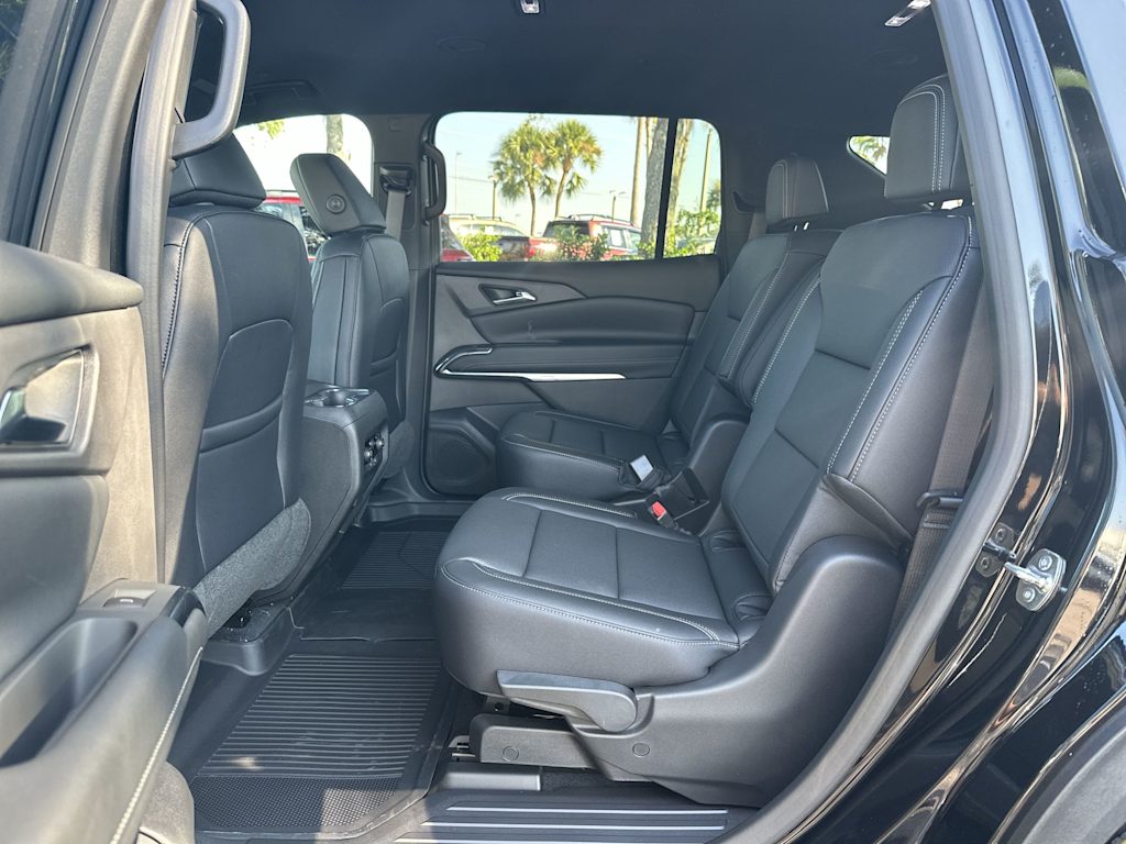 Thumbnail: 2026 Chevrolet Traverse - 23