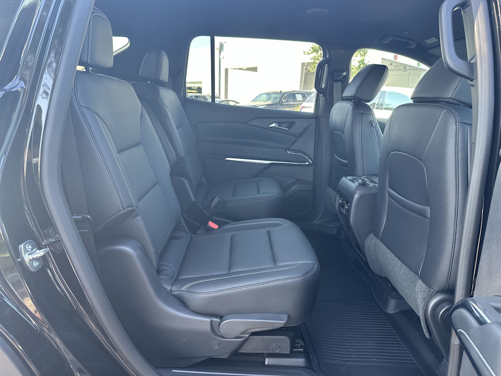 Thumbnail: 2026 Chevrolet Traverse - 24