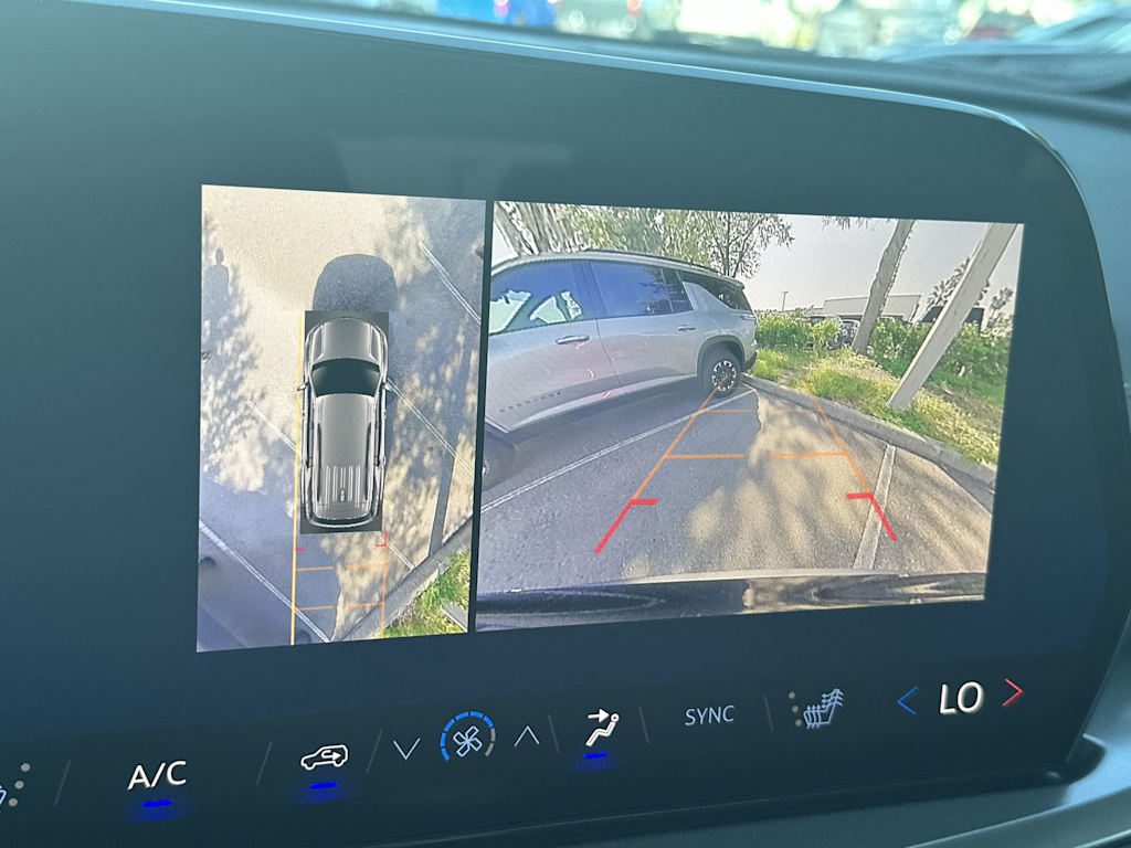 Thumbnail: 2026 Chevrolet Traverse - 14