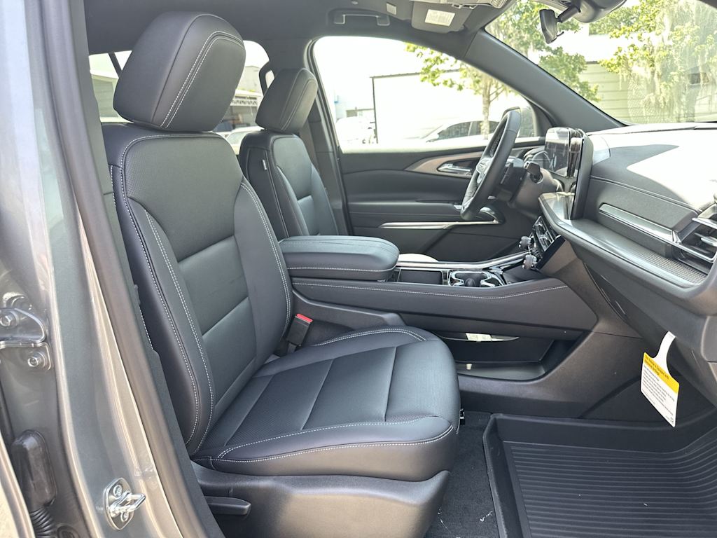 Thumbnail: 2026 Chevrolet Traverse - 23
