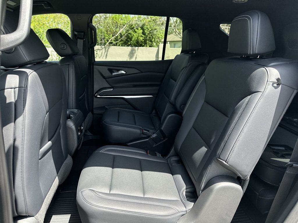 Thumbnail: 2026 Chevrolet Traverse - 21
