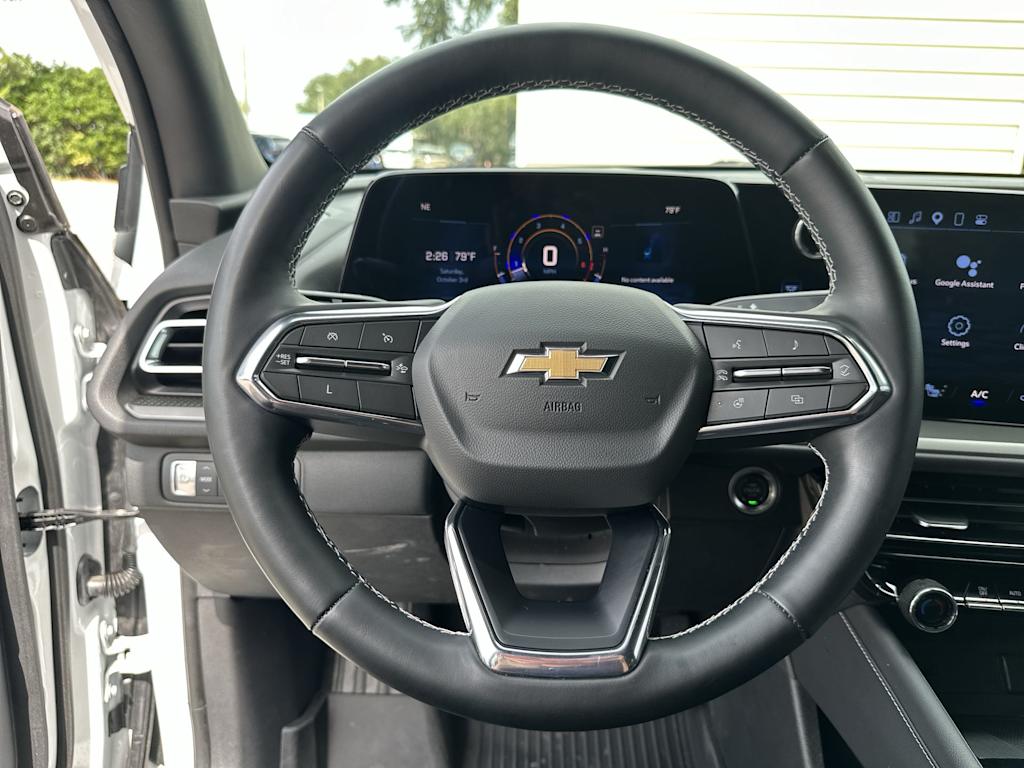 Thumbnail: 2024 Chevrolet Traverse - 10