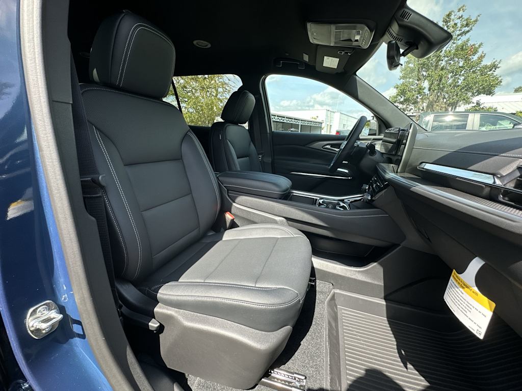 Thumbnail: 2026 Chevrolet Traverse - 25