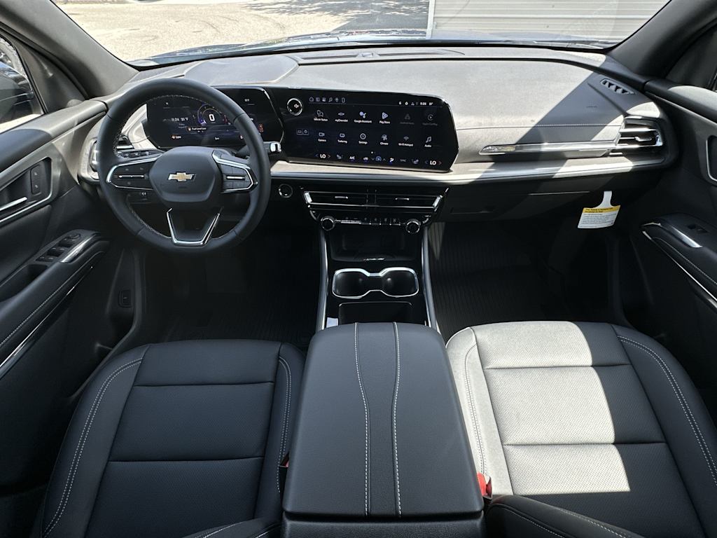 Thumbnail: 2026 Chevrolet Traverse - 2