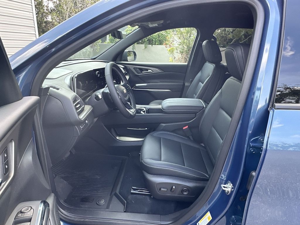 Thumbnail: 2026 Chevrolet Traverse - 11