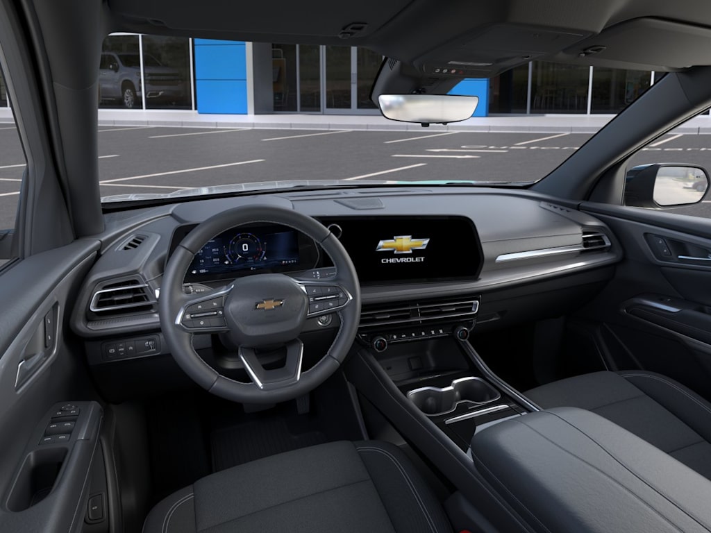 Thumbnail: 2027 Chevrolet Traverse - 2