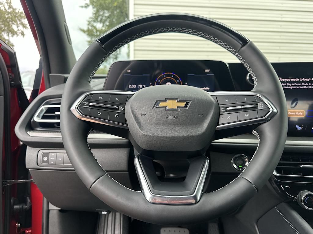 Thumbnail: 2027 Chevrolet Traverse - 10