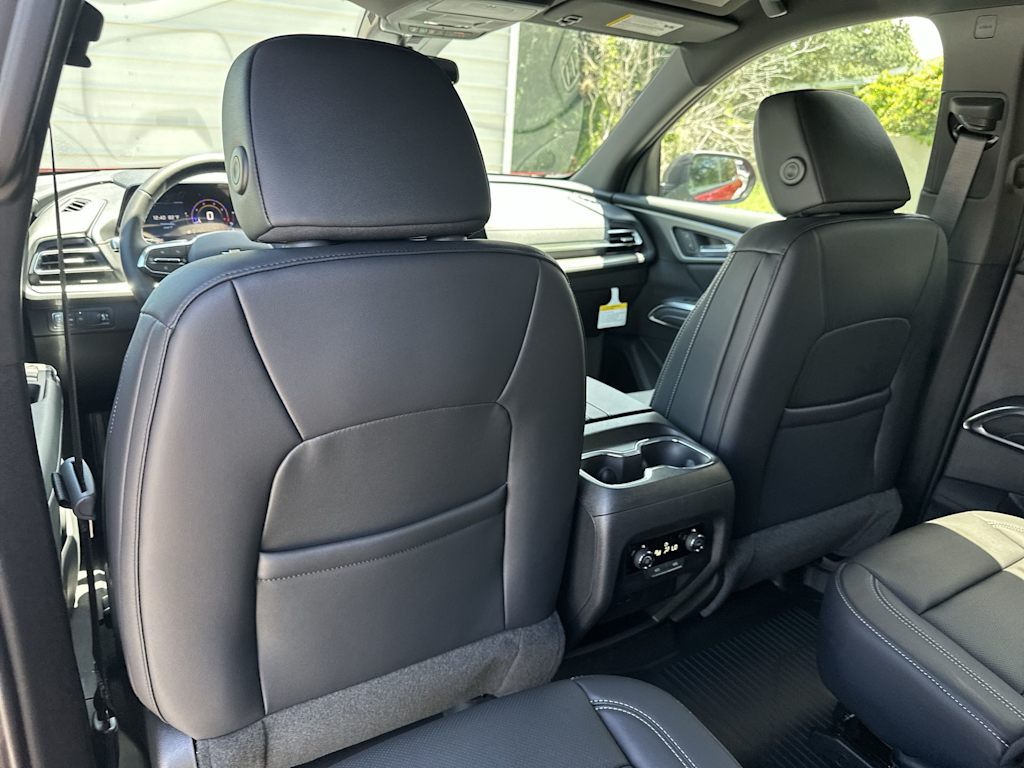 Thumbnail: 2026 Chevrolet Traverse - 12