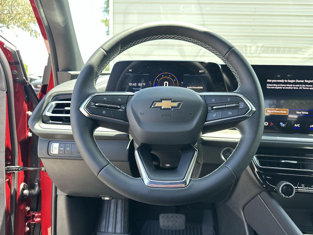 Thumbnail: 2026 Chevrolet Traverse - 10