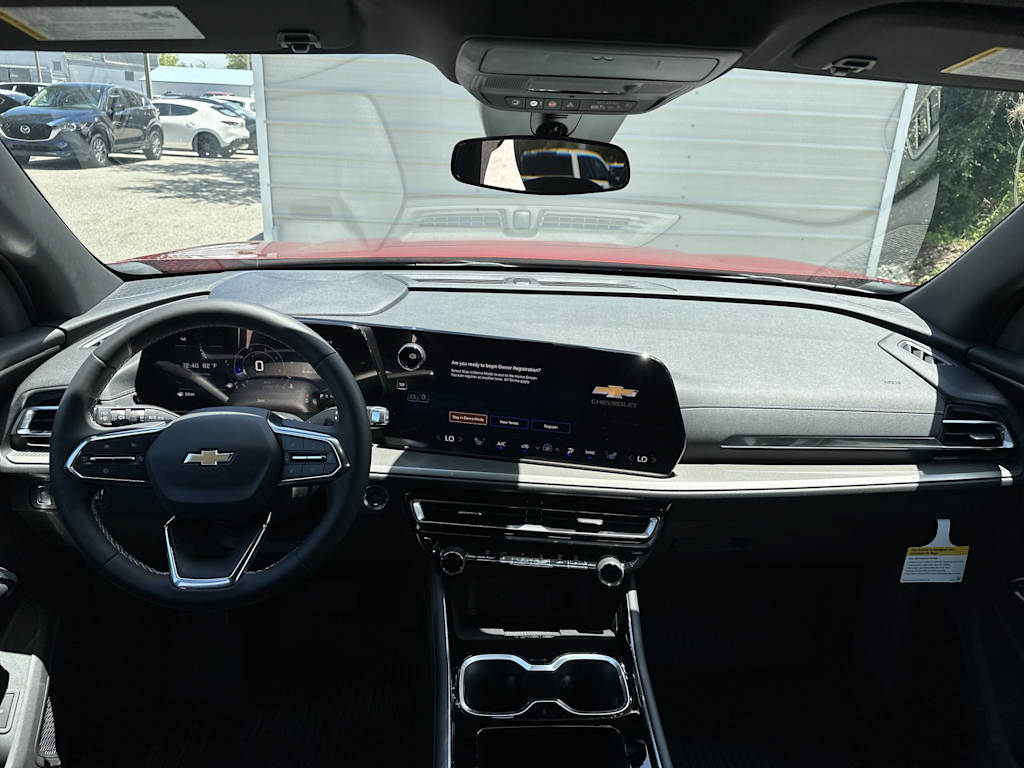 Thumbnail: 2026 Chevrolet Traverse - 2