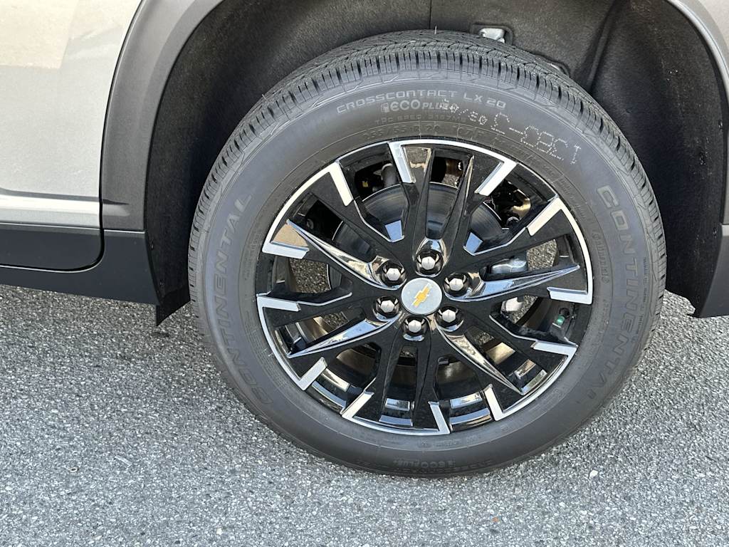 Thumbnail: 2026 Chevrolet Traverse - 8