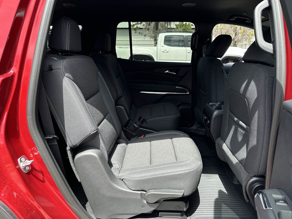 Thumbnail: 2026 Chevrolet Traverse - 24