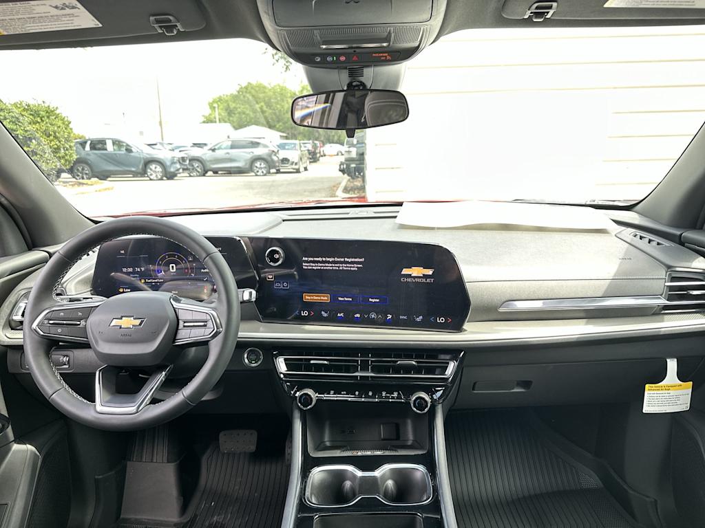 Thumbnail: 2026 Chevrolet Traverse - 2