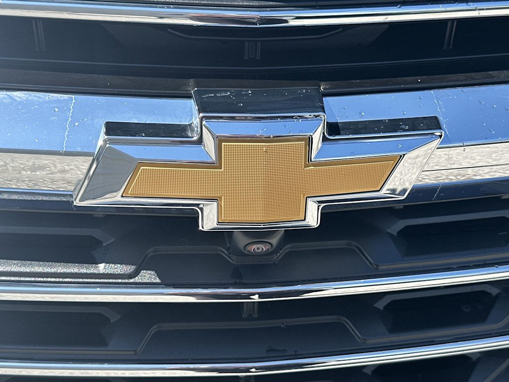 Thumbnail: 2027 Chevrolet Traverse - 23