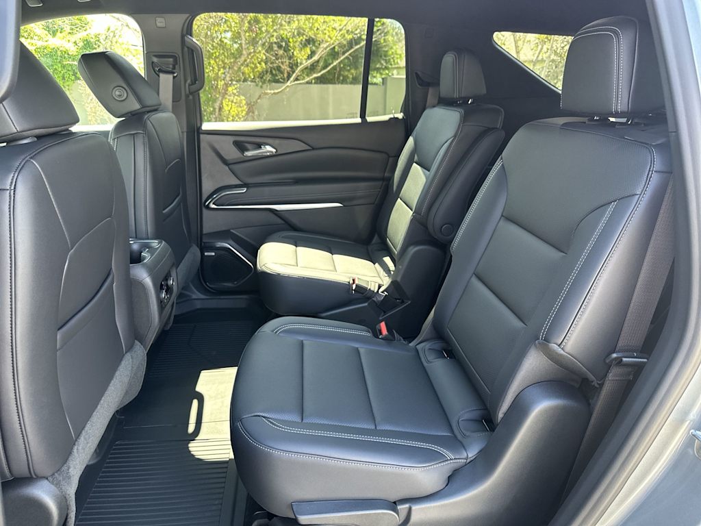 Thumbnail: 2027 Chevrolet Traverse - 24