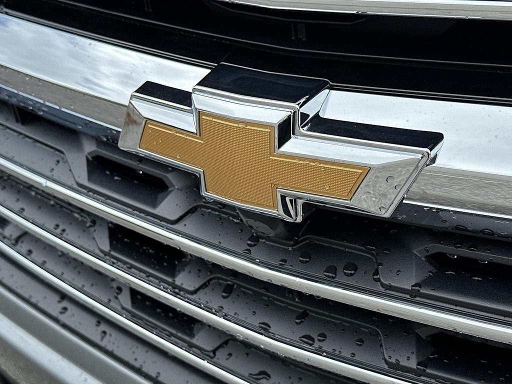 Thumbnail: 2026 Chevrolet Traverse - 6