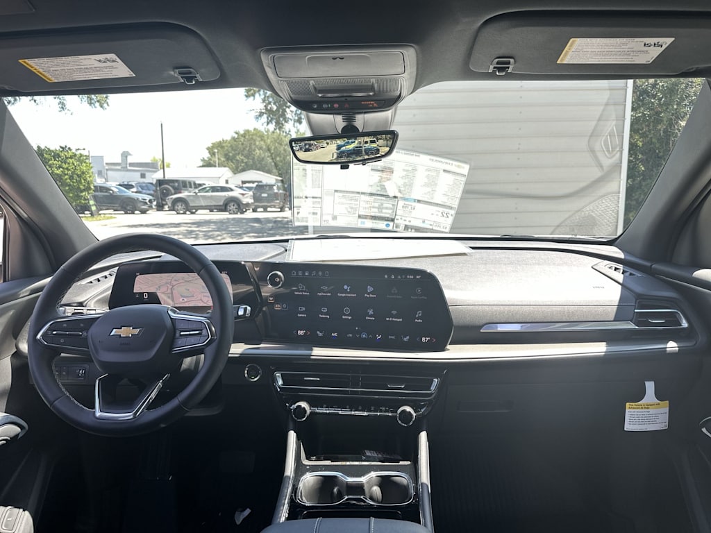 Thumbnail: 2026 Chevrolet Traverse - 2