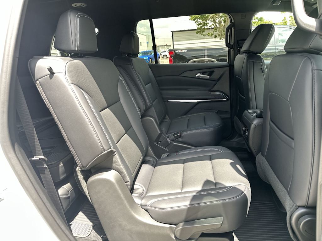 Thumbnail: 2026 Chevrolet Traverse - 23
