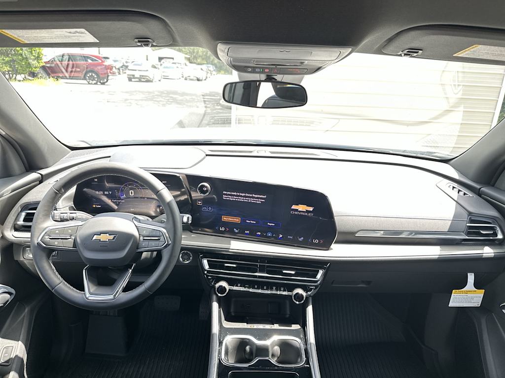 Thumbnail: 2026 Chevrolet Traverse - 2