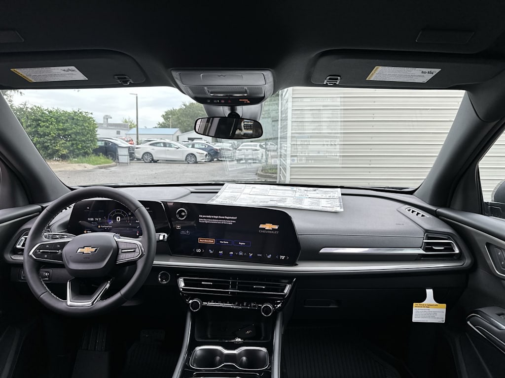 Thumbnail: 2026 Chevrolet Traverse - 2