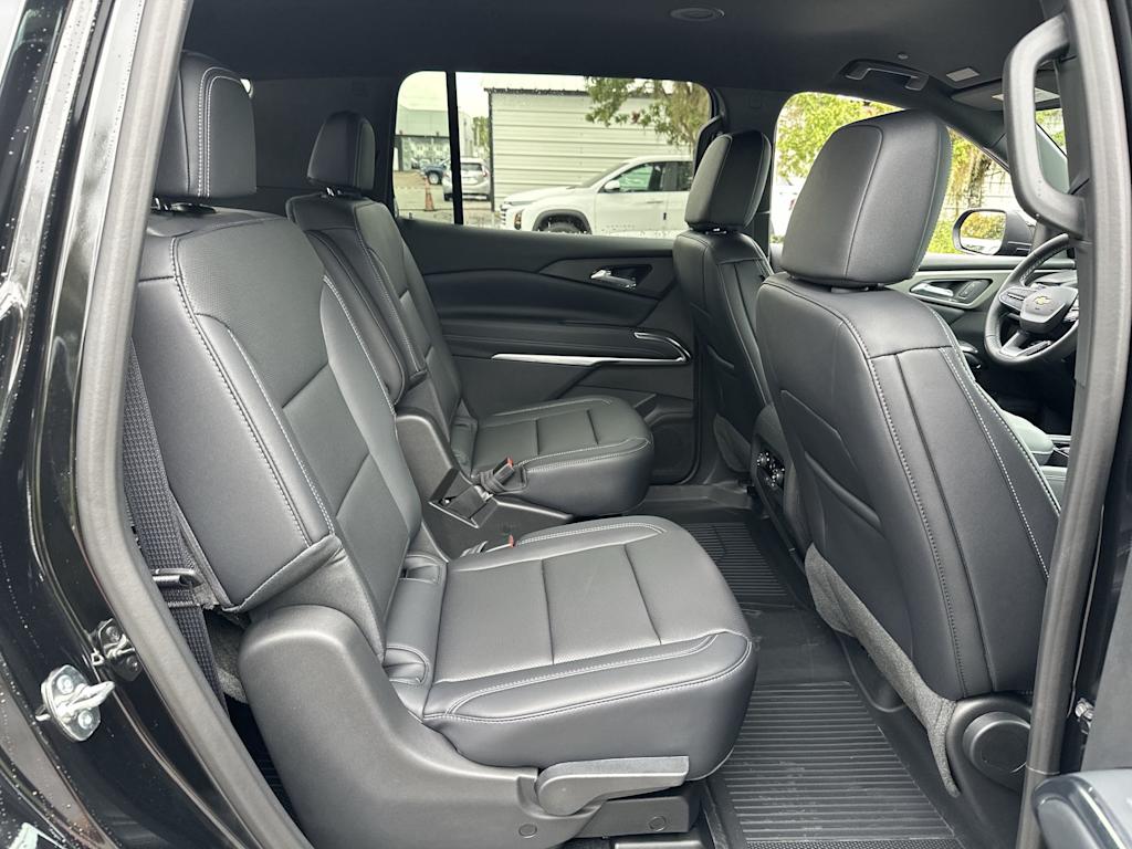 Thumbnail: 2026 Chevrolet Traverse - 24