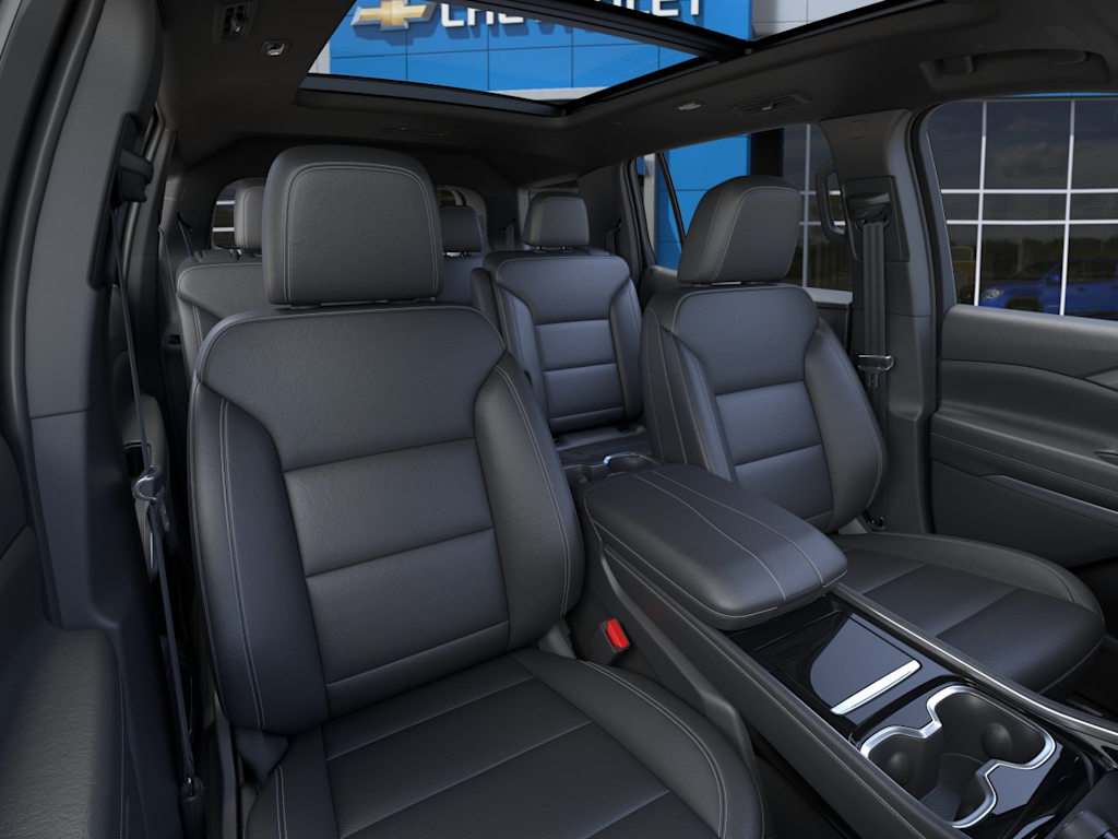 Thumbnail: 2027 Chevrolet Traverse - 6
