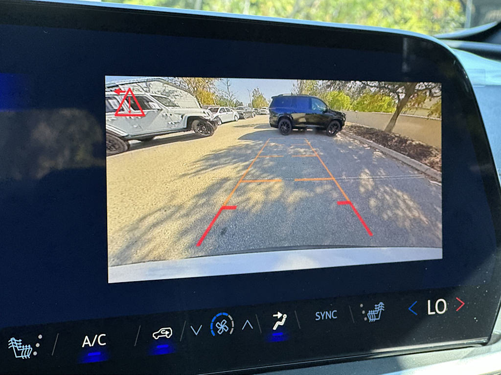 Thumbnail: 2026 Chevrolet Traverse - 14