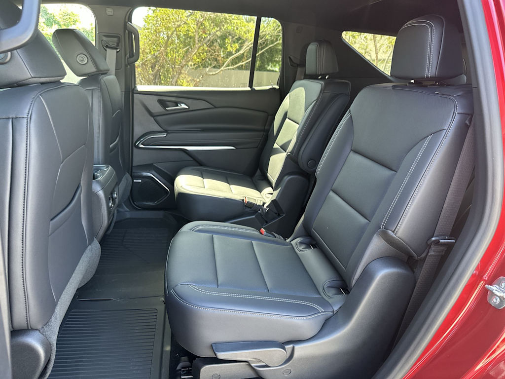 Thumbnail: 2027 Chevrolet Traverse - 13