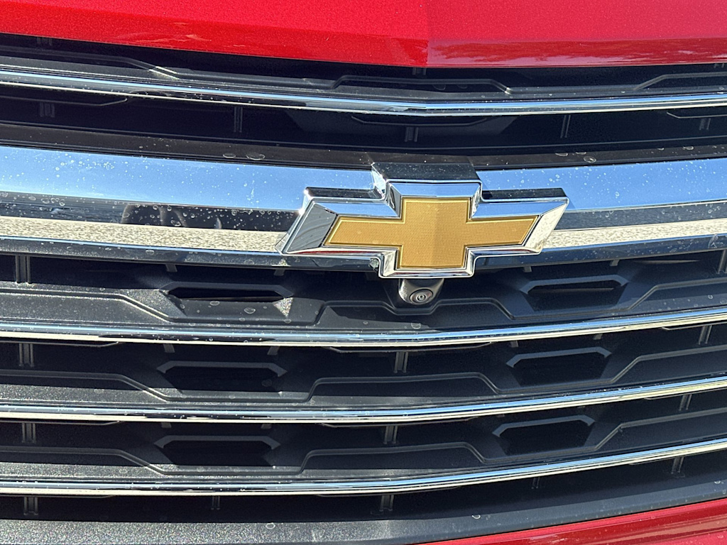 Thumbnail: 2027 Chevrolet Traverse - 7