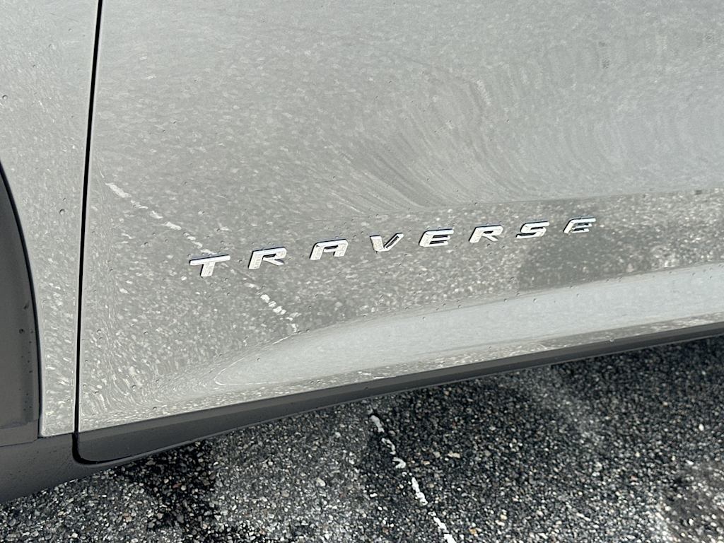 Thumbnail: 2027 Chevrolet Traverse - 21