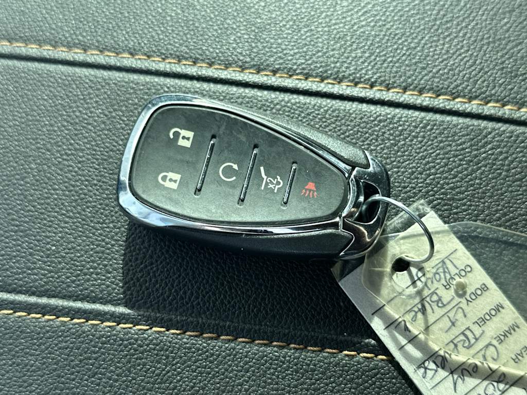 Thumbnail: 2019 Chevrolet Traverse - 17