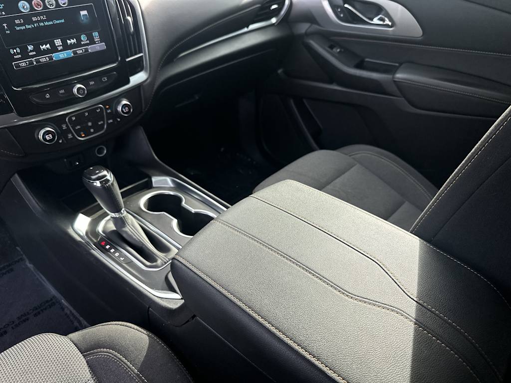 Thumbnail: 2019 Chevrolet Traverse - 27