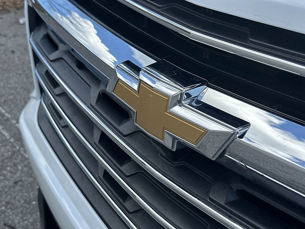 Thumbnail: 2025 Chevrolet Traverse - 7